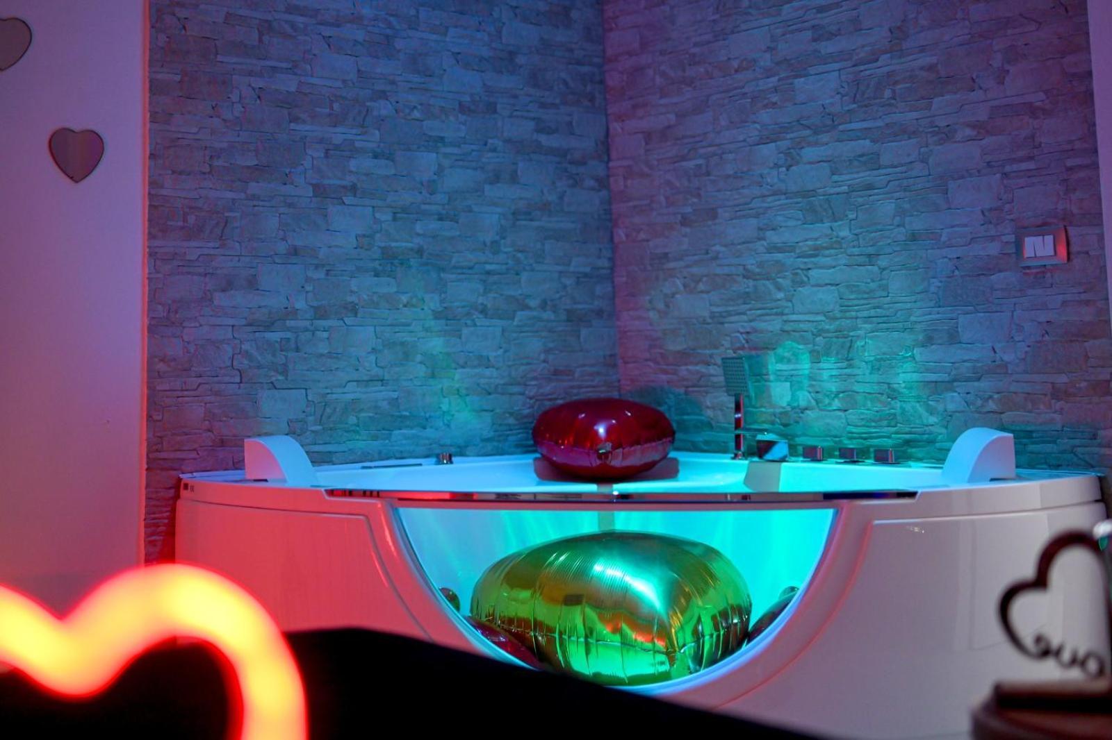 Momenti E Wellness Villa Сиракуза Екстериор снимка