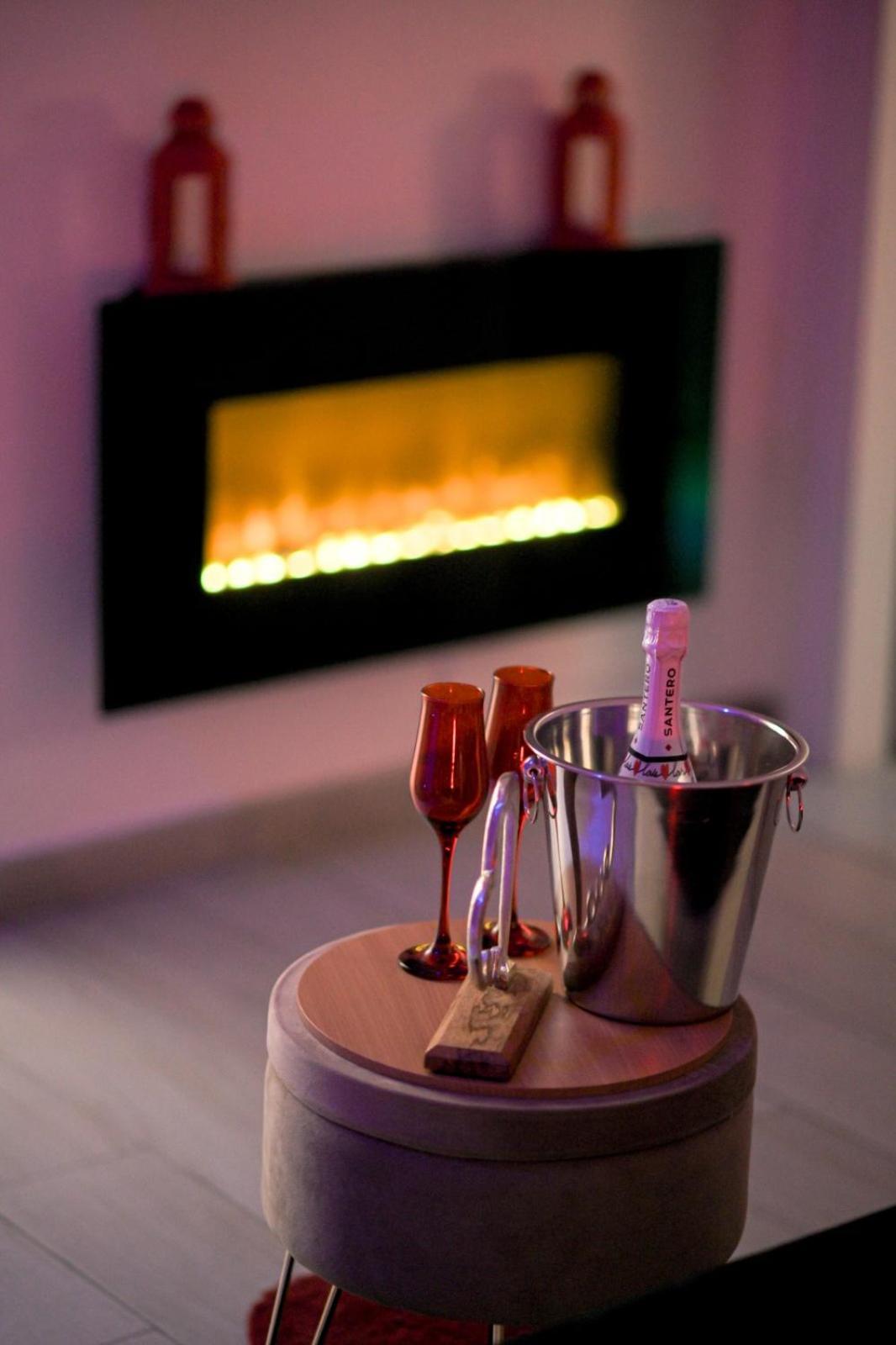 Momenti E Wellness Villa Сиракуза Екстериор снимка