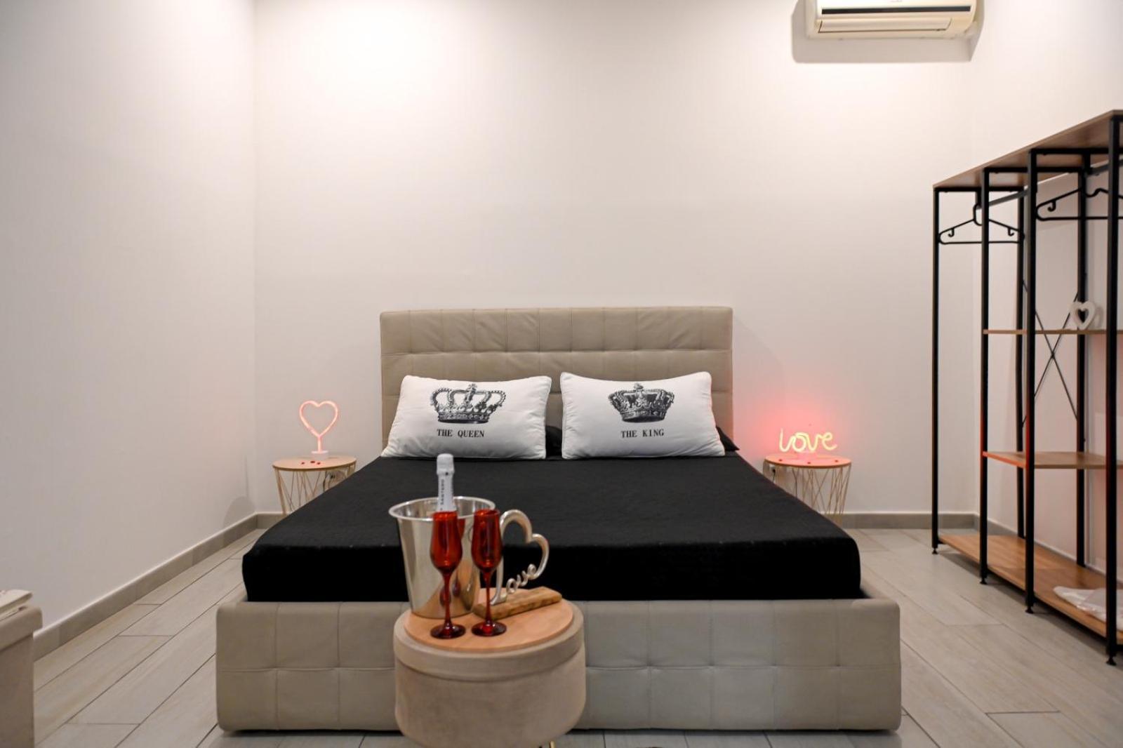 Momenti E Wellness Villa Сиракуза Екстериор снимка